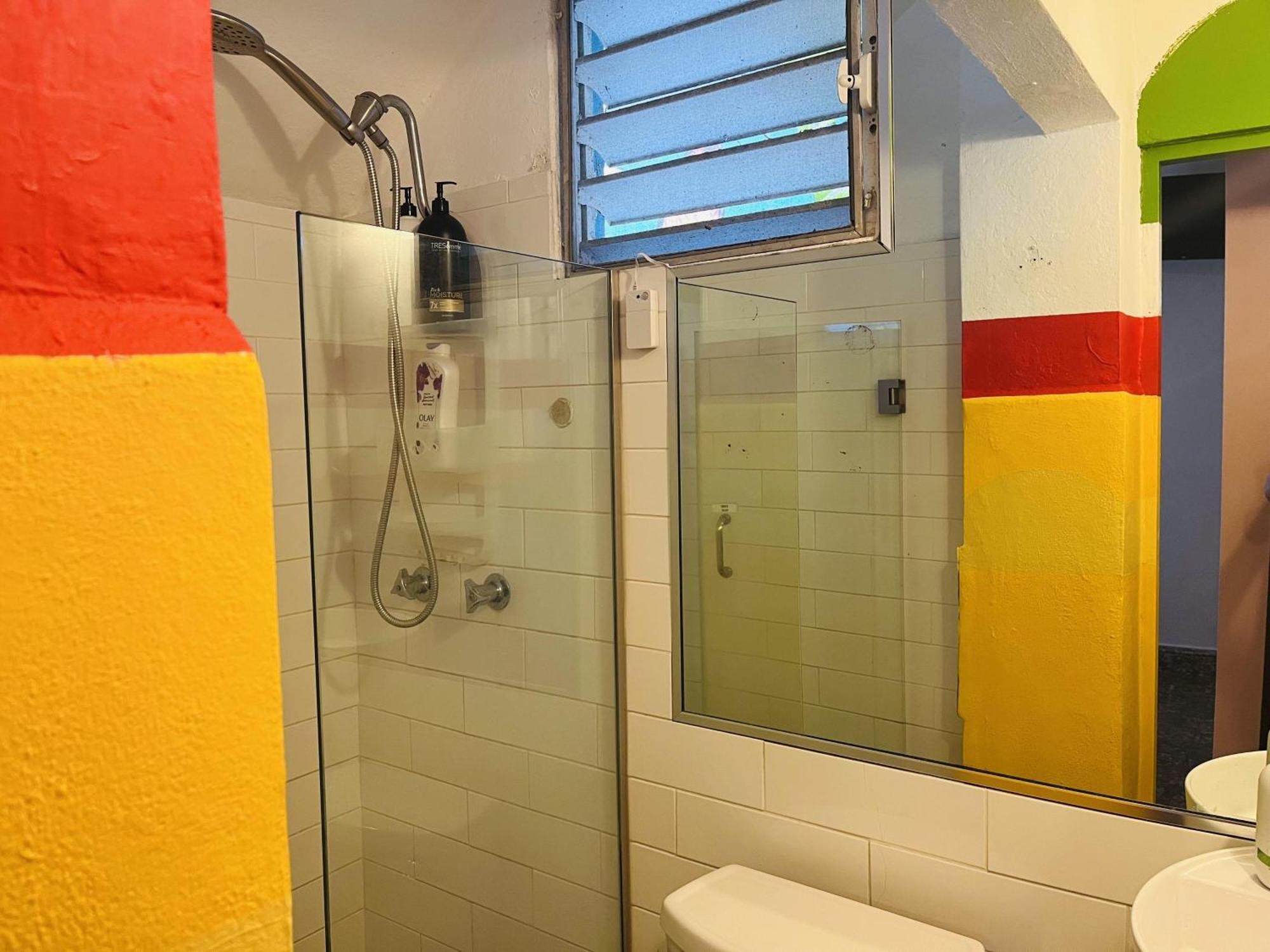 Lower Price, More Style, Discount Studio In San Juan,Pr, Beach, Free Bikes (Adults Only) Сан-Хуан Экстерьер фото