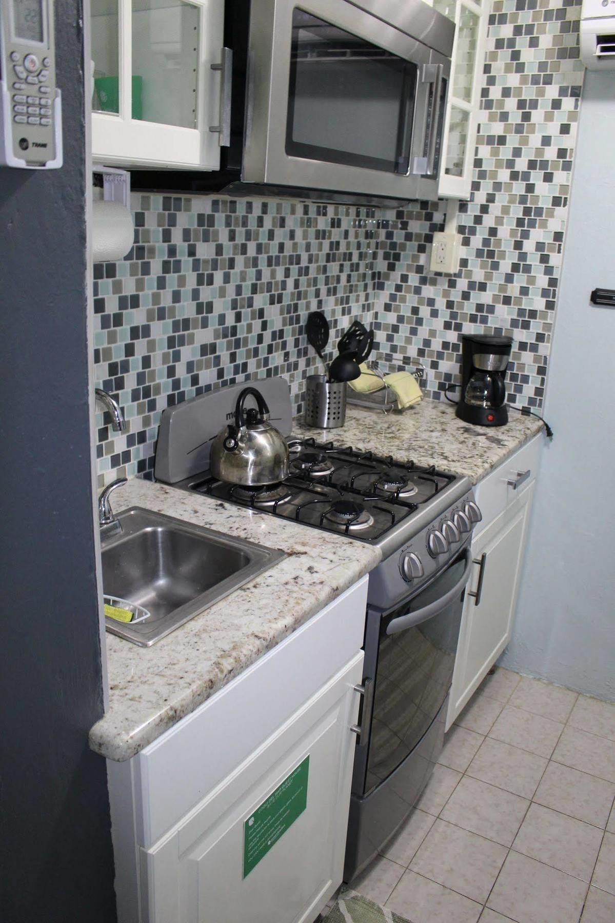 Lower Price, More Style, Discount Studio In San Juan,Pr, Beach, Free Bikes (Adults Only) Сан-Хуан Экстерьер фото